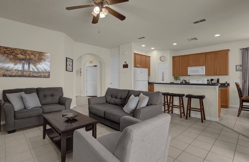 Kissimmee Casa | 4 Bed 3 Bath South Facing Pool Home with Spa 4986TV