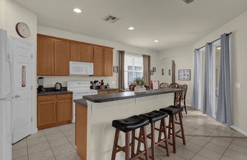 Kissimmee Casa | 4 Bed 3 Bath South Facing Pool Home with Spa 4986TV