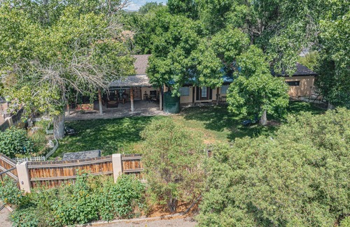 Albuquerque Casa | 4 Bed 3 Full Bath Urban Jungle Home in North Valley with Hot Tub & Wi-Fi