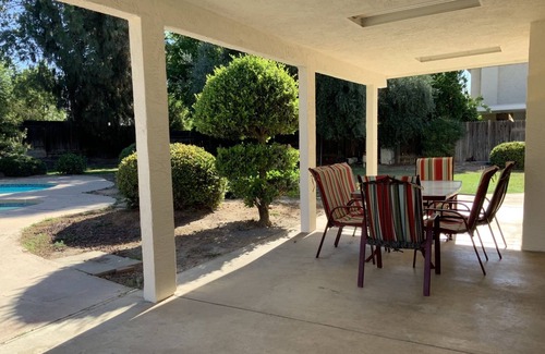 Greenacres Casa | 4bed / 3bth ENORME PISCINA CASA PERSONALIZADA en el fabuloso vecindario