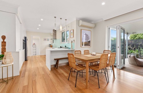 Maroubra Casa | 4-Bed Coastal Family Vacation Haven with Garden