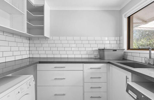 Ferny Hills Casa | Spacious 4-Bedroom Family Home
