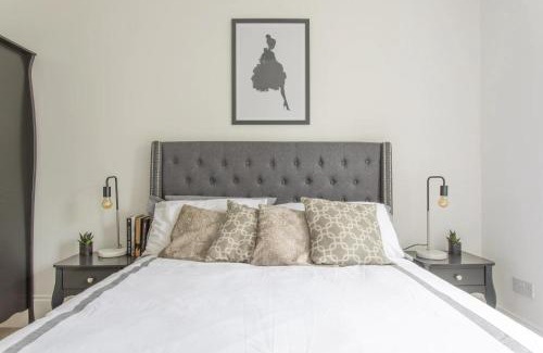 Ealing Apartamento | 4-Bed Flat in West London Sleeps 8 8 min to Tube