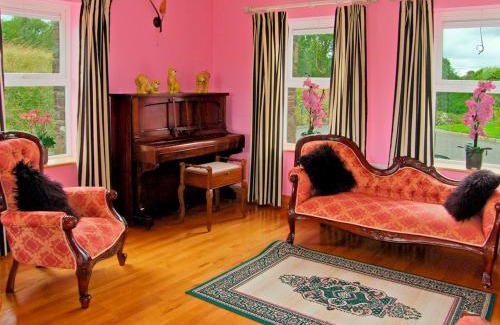 Aghabullogue Casa | 4 Bed in Aghabullogue oc-ii04284