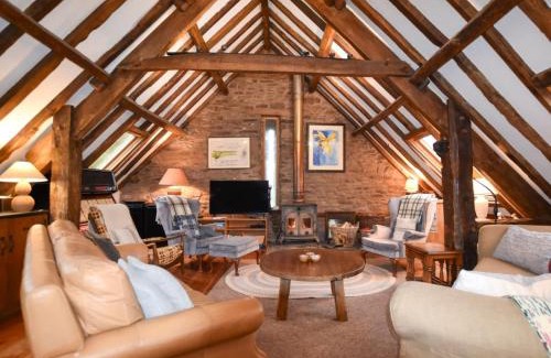 Brecon Casa | 4 Bed in Cantref BN107