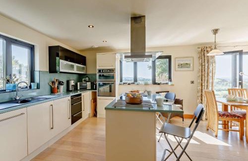 Moorlinch Casa | 4 bed in Glastonbury SHALO