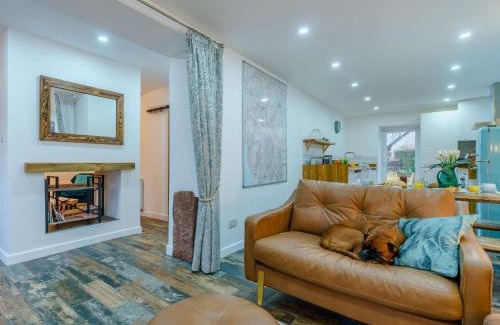 Gosforth Casa | 4 Bed in Gosforth 85807