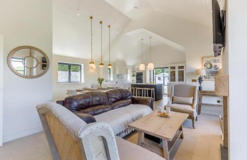 Llandovery Casa | 4 Bed in Halfway oc-t33077