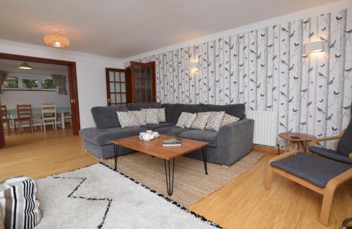 Netley Casa | 4 Bed in Netley 82920