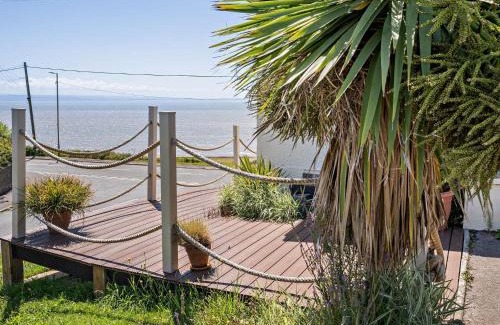Ogmore-by-Sea Casa | 4 Bed in Ogmore-by-Sea 74236