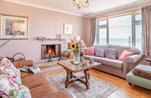 Ogmore-by-Sea Casa | 4 Bed in Ogmore-by-Sea 74236