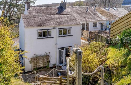 Saundersfoot Casa | 4 Bed in Saundersfoot 52743