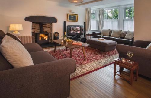 Near Sawrey Casa | 4 Bed in Sawrey LCC33