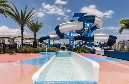 Haines City Casa | 4 Bed Luxury Resort Pool Home w/ Water Park-Near Legoland