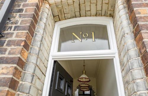 York Casa | 4 bed town house with views of Clifford & River Ouse
