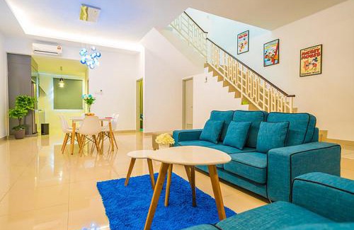Bukit Indah 2 Casa | 4-Bedrm ensuite family friendly house near Aeon Bukit Indah