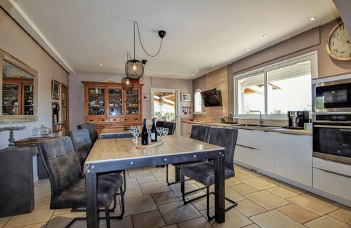 Montboucher-sur-Jabron Casa | Alojamiento de 4 habitaciones en Montboucher sur Jabron