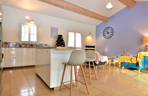 Saint-Paulet-de-Caisson Casa | Alojamiento de 4 habitaciones en Saint-Paulet-de-Caisso