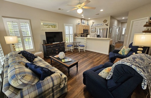 Sea Trail Casa | 4 Bedroom 2200 sq ft beautiful Sea Trail Golf Resort 5 minutes to ocean waves!