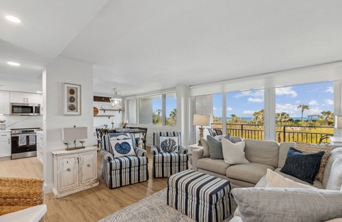 Fernandina Beach Condominio | 4 bedroom, 3 bath oceanfront condo