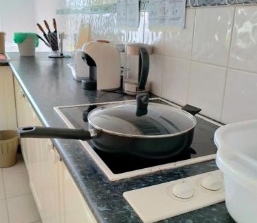 Kingswood Casa | 4 Bedroom, 3 bath room home in Kingswood NSW, free WIFI Internet, free parking