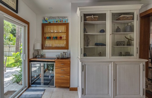 Belle Vista Casa | 4 Bedroom/3 Bath Pool Home Child Friendly- 5 Min walk to beach!