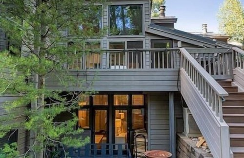 Aspen Casa | 4 Bedroom-4.5 Bath Amazing Core Townhome Aspen!