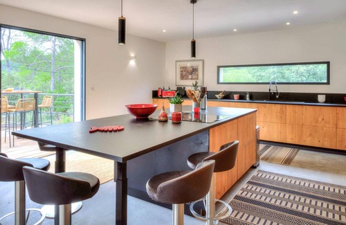 Sillans-la Cascade Casa | Alojamiento de 4 habitaciones en Sillans La Cascade