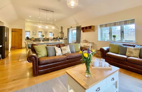 Dyrham Cabaña | Alojamiento de 4 habitaciones en Doynton, cerca de Bath