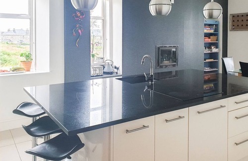 Port Bannatyne Cabaña | 4 bedroom accommodation in Port Bannatyne, near Rothesay, Isle of Bute
