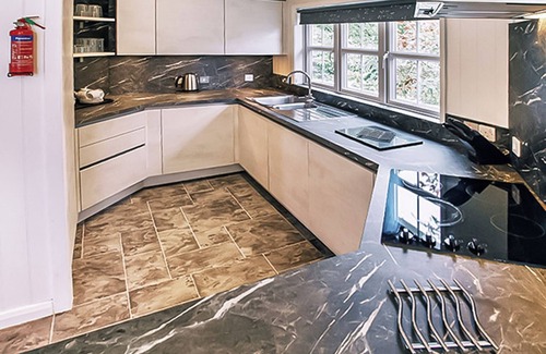 New Forest District Chalet De Esquí | Alojamiento de 4 habitaciones en Milford-on-Sea, Nr Lymington