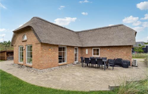 Houvig Strand Casa | 4 Bedroom Amazing Home In Ringkøbing