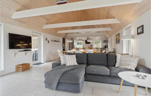 Houvig Strand Casa | 4 Bedroom Amazing Home In Ringkøbing