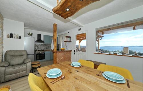 Dobropoljana Casa | 4 Bedroom Amazing Home In Banj