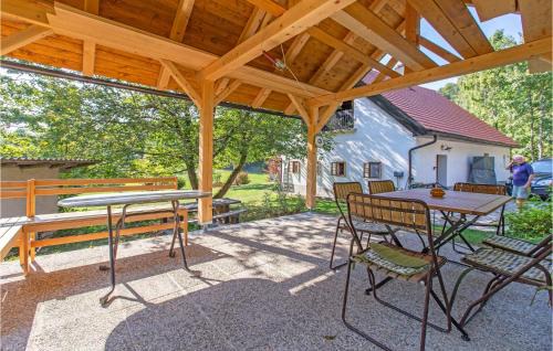 Vrhnika Casa | 4 Bedroom Amazing Home In Vrhnika