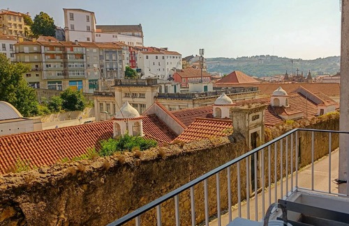 Coimbra Condominio | 4-bedroom apartment, patio, 5 minutes from Coimbra University