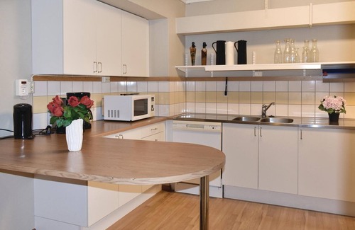 Finspang Municipality Apartamento | Apartamento de 4 habitaciones en.