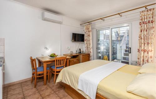 Selce Apartamento | 4 Bedroom Awesome Apartment In Selce