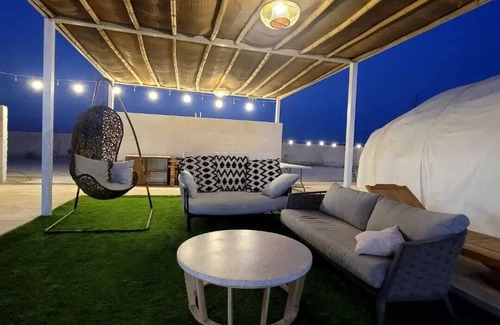 Ras Al Khaimah Casa | 4-bedroom barn in tranquil Ras Al Khaimah with Wi-fi