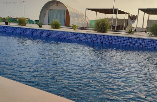 Ras Al Khaimah Casa | 4-bedroom barn in tranquil Ras Al Khaimah with Wi-fi