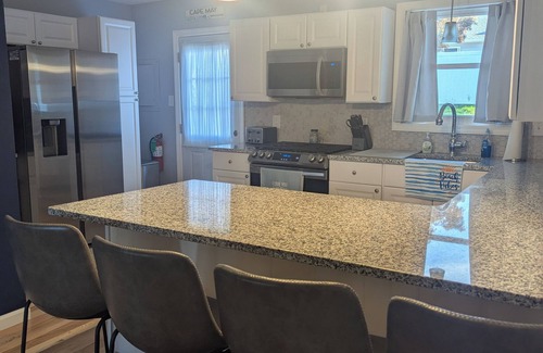 Lower Township Casa | 4-bedroom Beach House in charming North Cape May- FRESHLY UPDATED IN 2025!