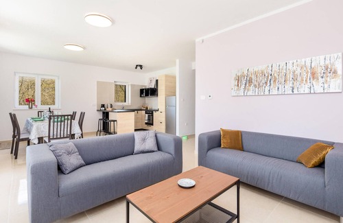 Opatija Casa | Hermosa casa de 4 dormitorios en.