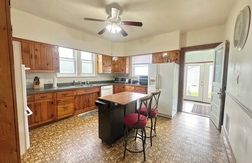Mechanicsville Casa | Spacious 4-bedroom house just steps from Geisinger Medical Center