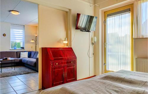 Wemeldinge Casa | 4 Bedroom Beautiful Home In Wemeldinge