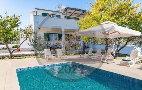 Raslina Casa | 4 Bedroom Beautiful Home In Raslina