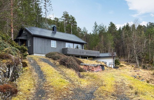Molde Casa | Hermosa casa de 4 dormitorios en Sekken