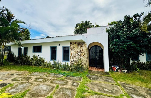 Managua Casa | 4-bedroom Beautiful & Spacious house near everything!