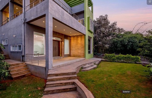 Bhugaon Casa | 4-bedroom bungalow in welcoming Pune with WiFi, AC