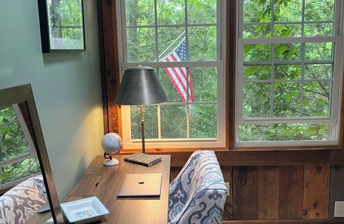 Lost River Cabina | 4-bedroom cabin in idyllic Lost River WV - dog and kid friendly!