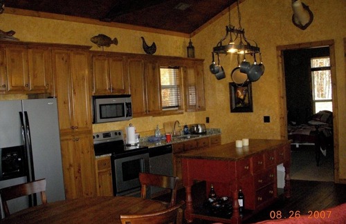 Saint Andrews Cabina | 4 Bedroom Cabin sits on 580 acres with speculator views. Abuts Coalmont ATV park